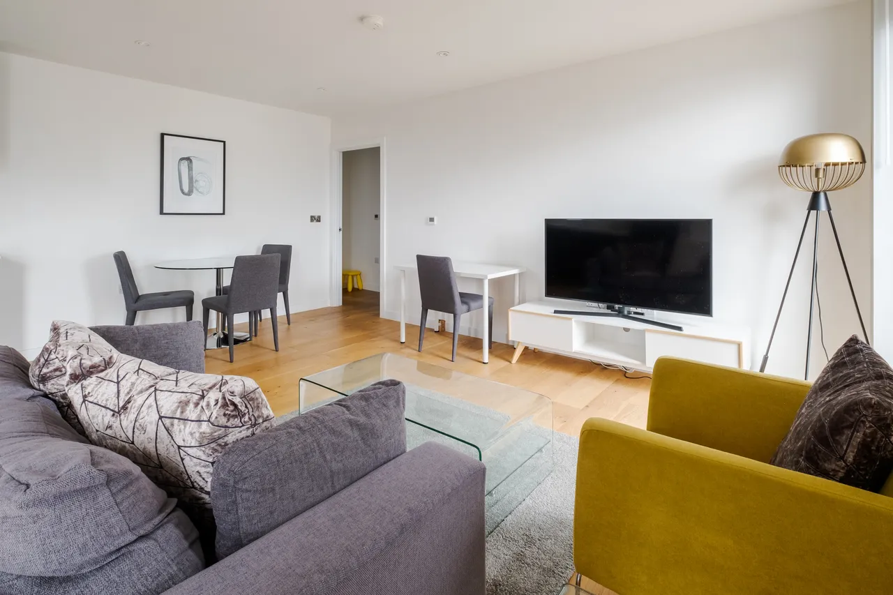 1 bed flat for sale — Dock Street, London, E1