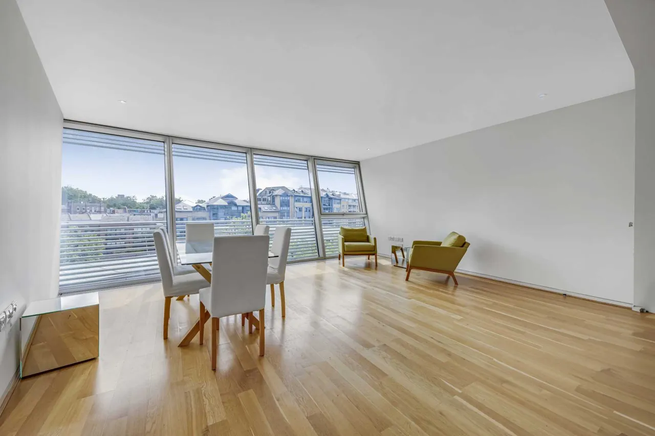 Hester Road, Battersea, SW11 4AW, photo 2