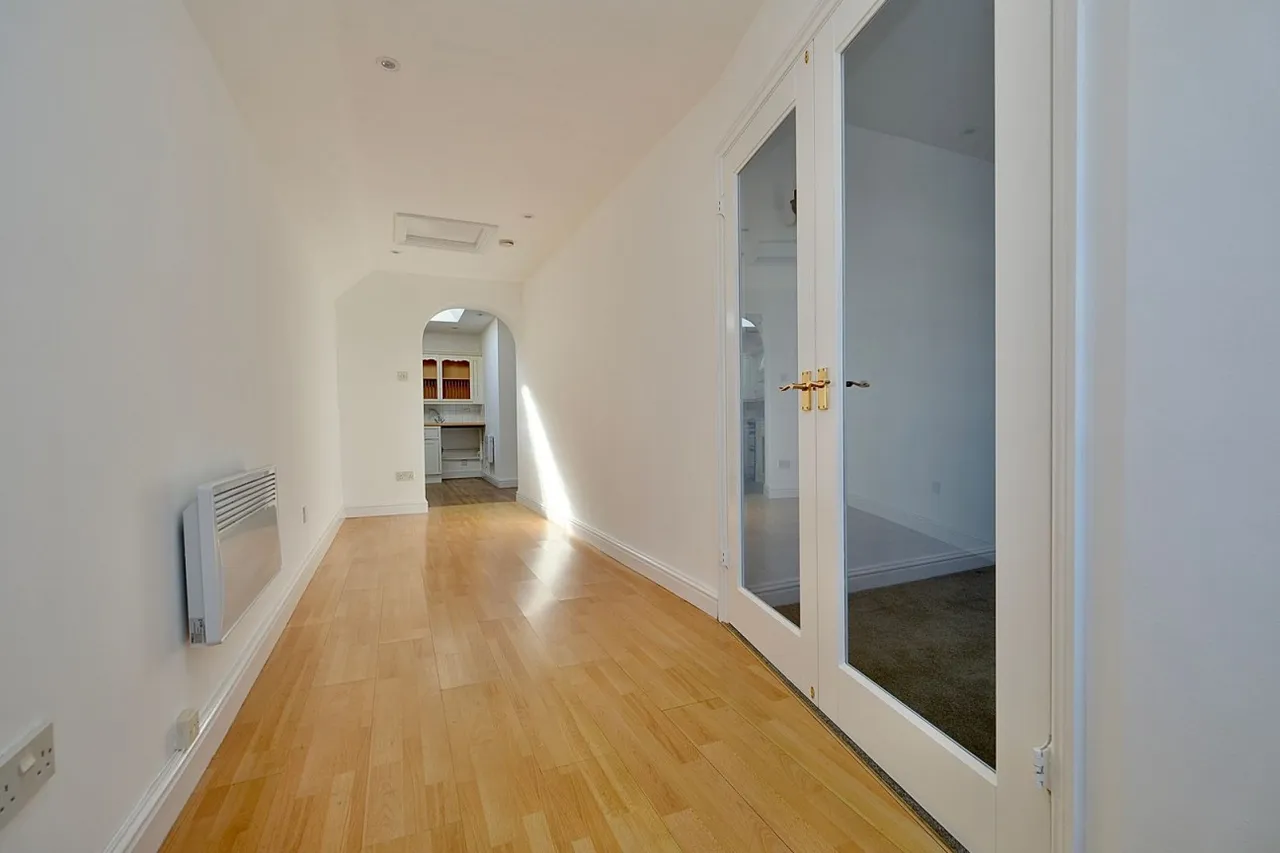 The Green, Houghton, PE28, photo 5