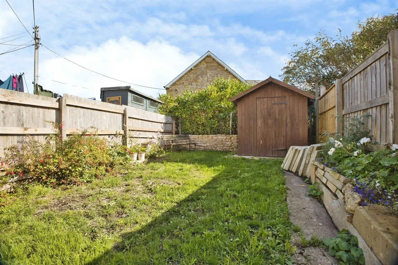 Barn Street, Crewkerne, TA18, photo 22