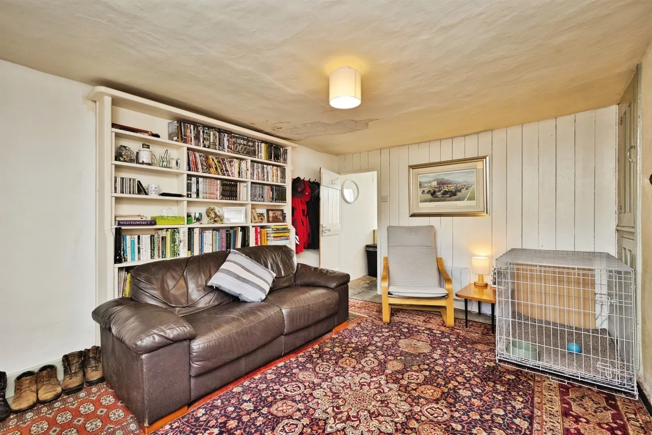 Barn Street, Crewkerne, TA18, photo 4