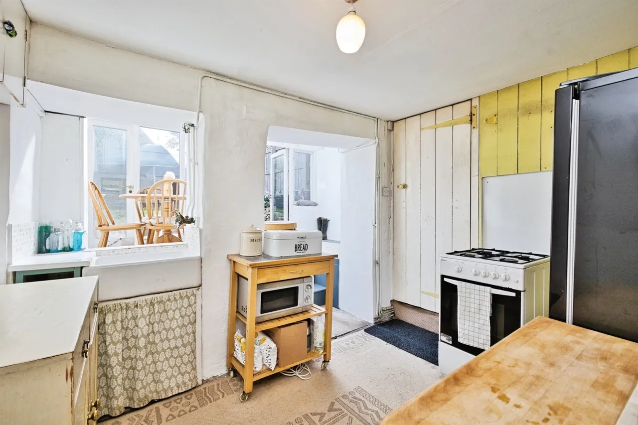Barn Street, Crewkerne, TA18, photo 6