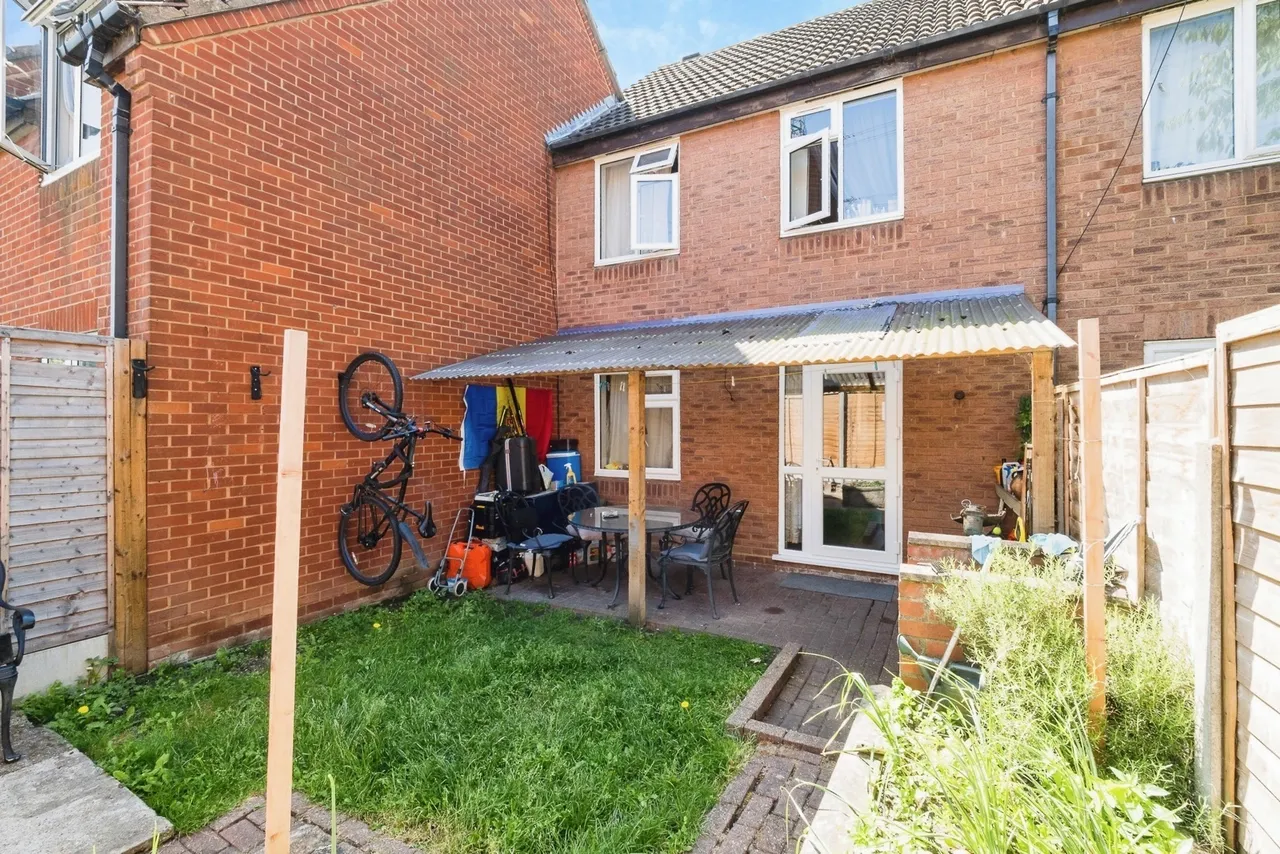 Andrewes Gardens, Beckton, London, E6, photo 18