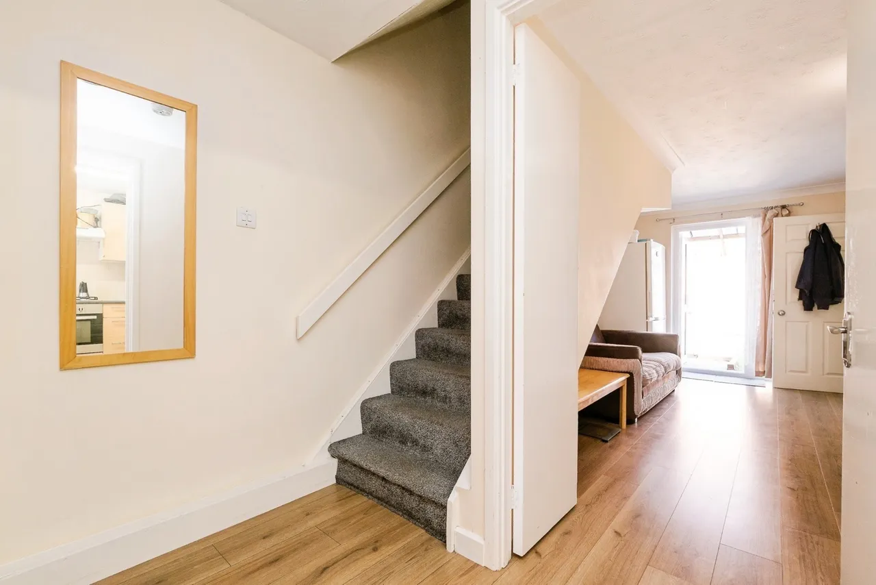Andrewes Gardens, Beckton, London, E6, photo 16