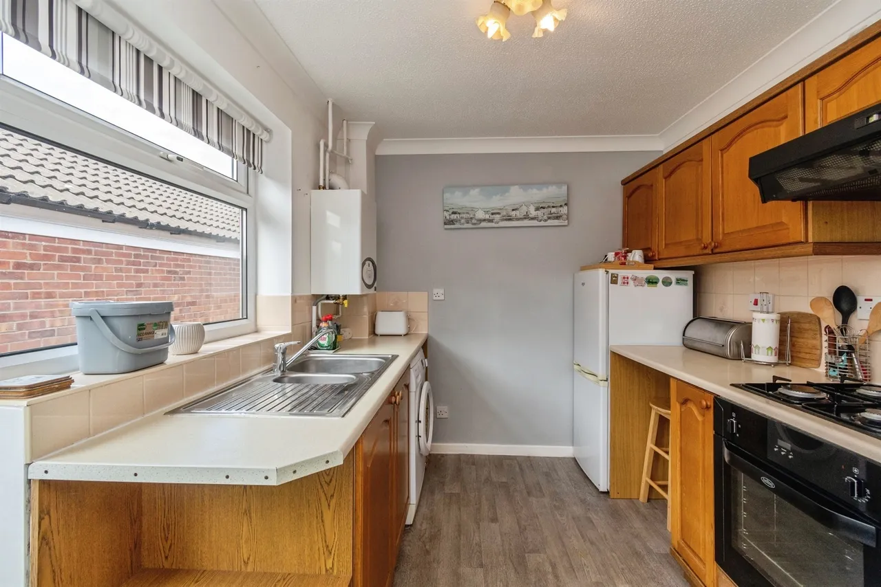 Fairfield Close, Heath Hayes, Cannock, photo 8