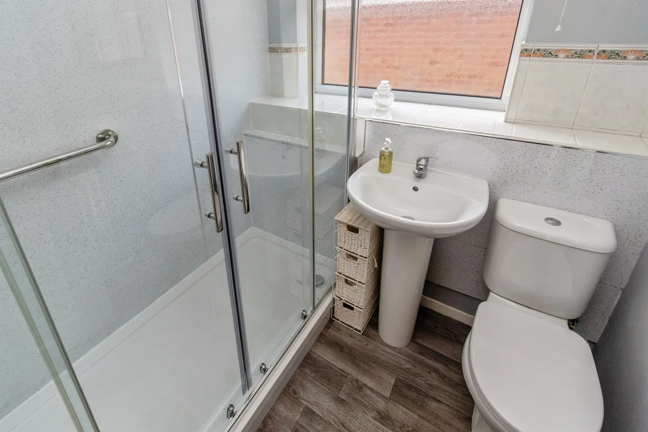 Fairfield Close, Heath Hayes, Cannock, photo 11