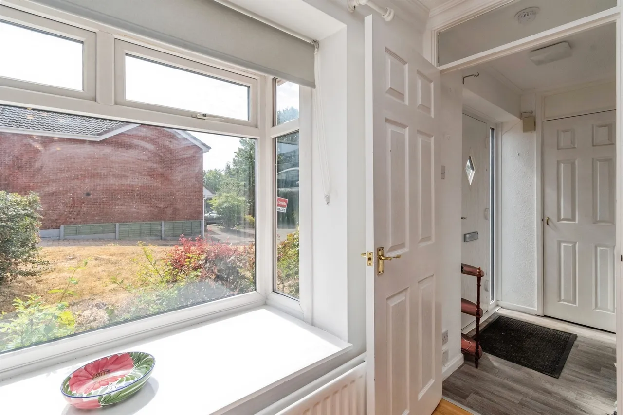 Fairfield Close, Heath Hayes, Cannock, photo 4