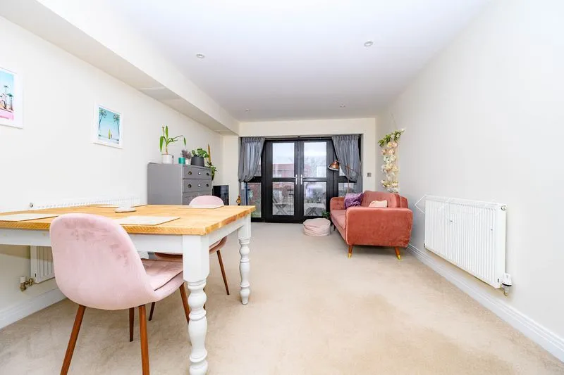 Bessemer Road, Welwyn Garden City AL7 1GJ, photo 6