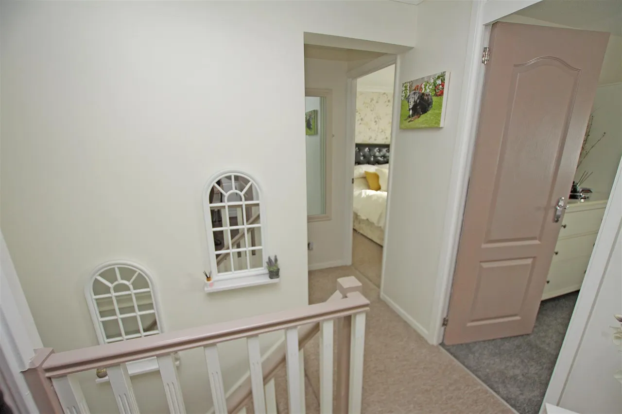 Gunville Crescent, Bournemouth, photo 10