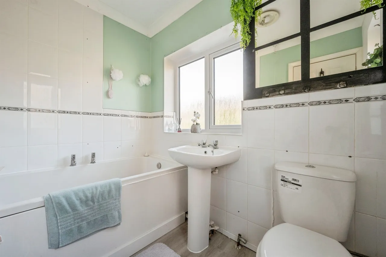 Hollytree Avenue, Maltby, Rotherham, photo 9