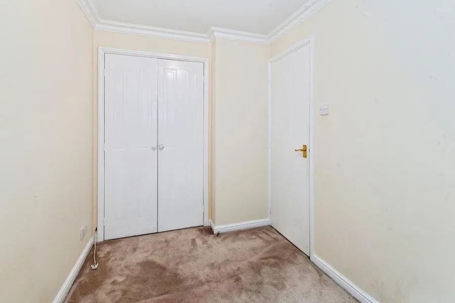 Nine Acres, Slough, SL1, photo 13