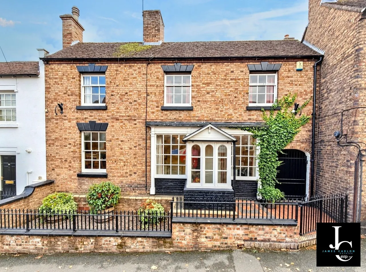 4 bed house for sale, High Street, Madeley, TF7