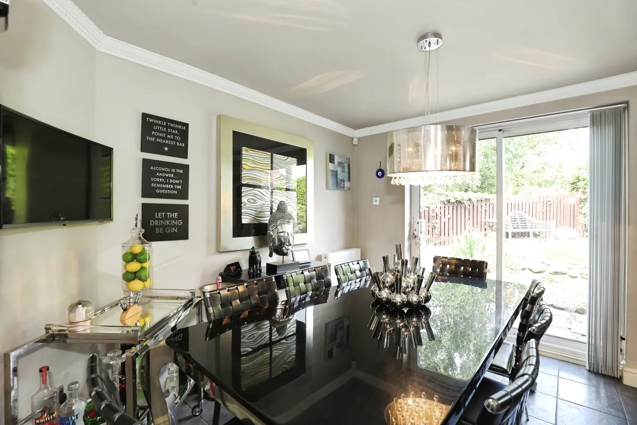 Upton Close, Winsford, CW7, photo 9
