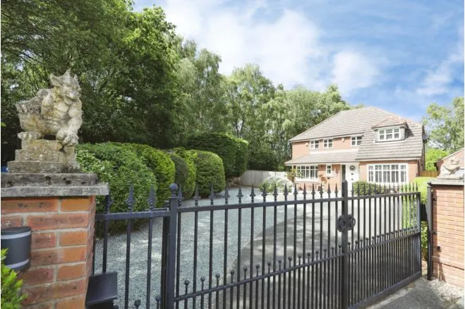 Upton Close, Winsford, CW7, photo 2
