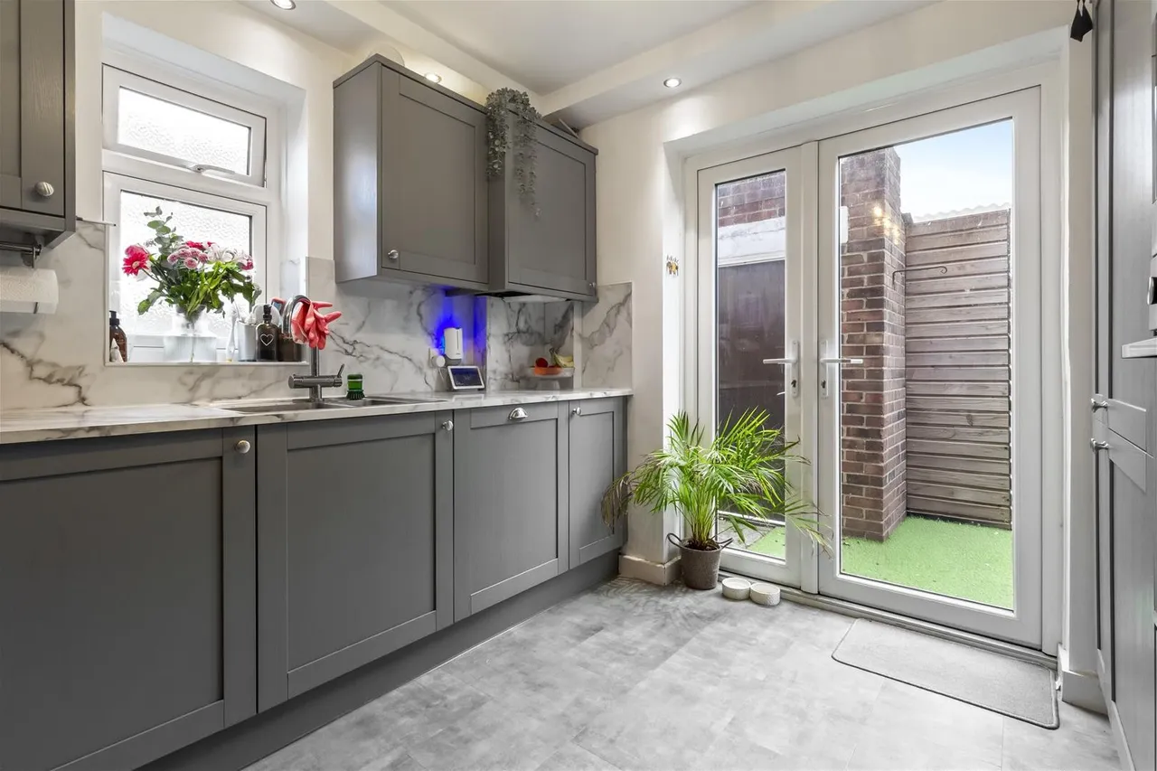 Stone Lane, Worthing, photo 7