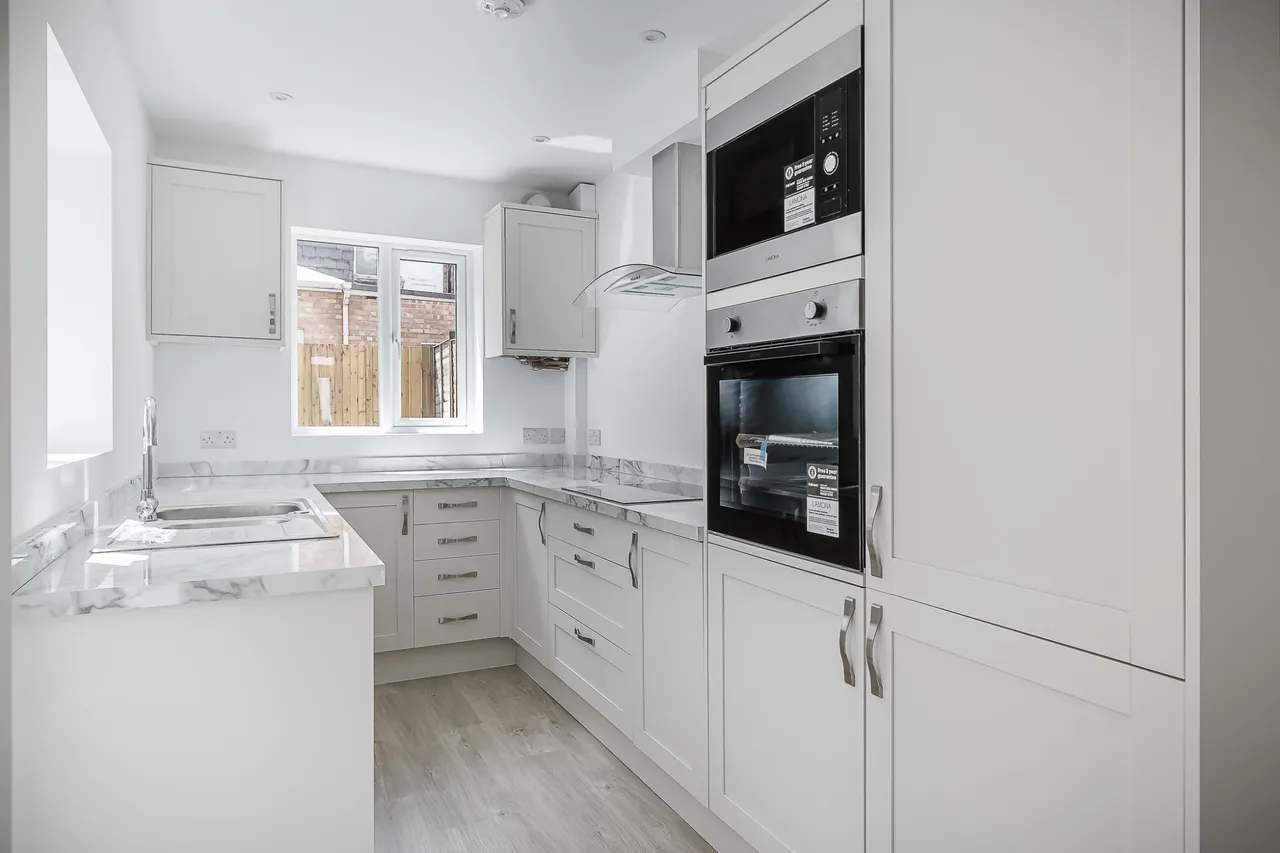 Newton Road, Tunbridge Wells, Kent, TN1 1RU, photo 3
