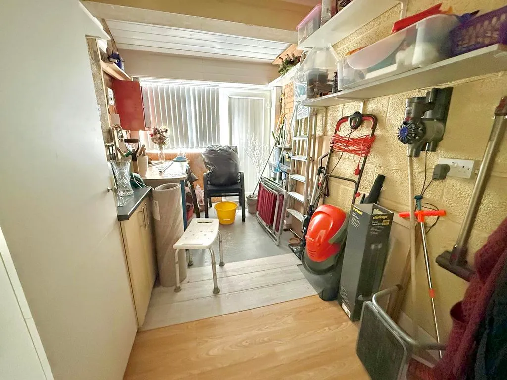 Dale Close, Dunstable LU5 4QD, photo 9
