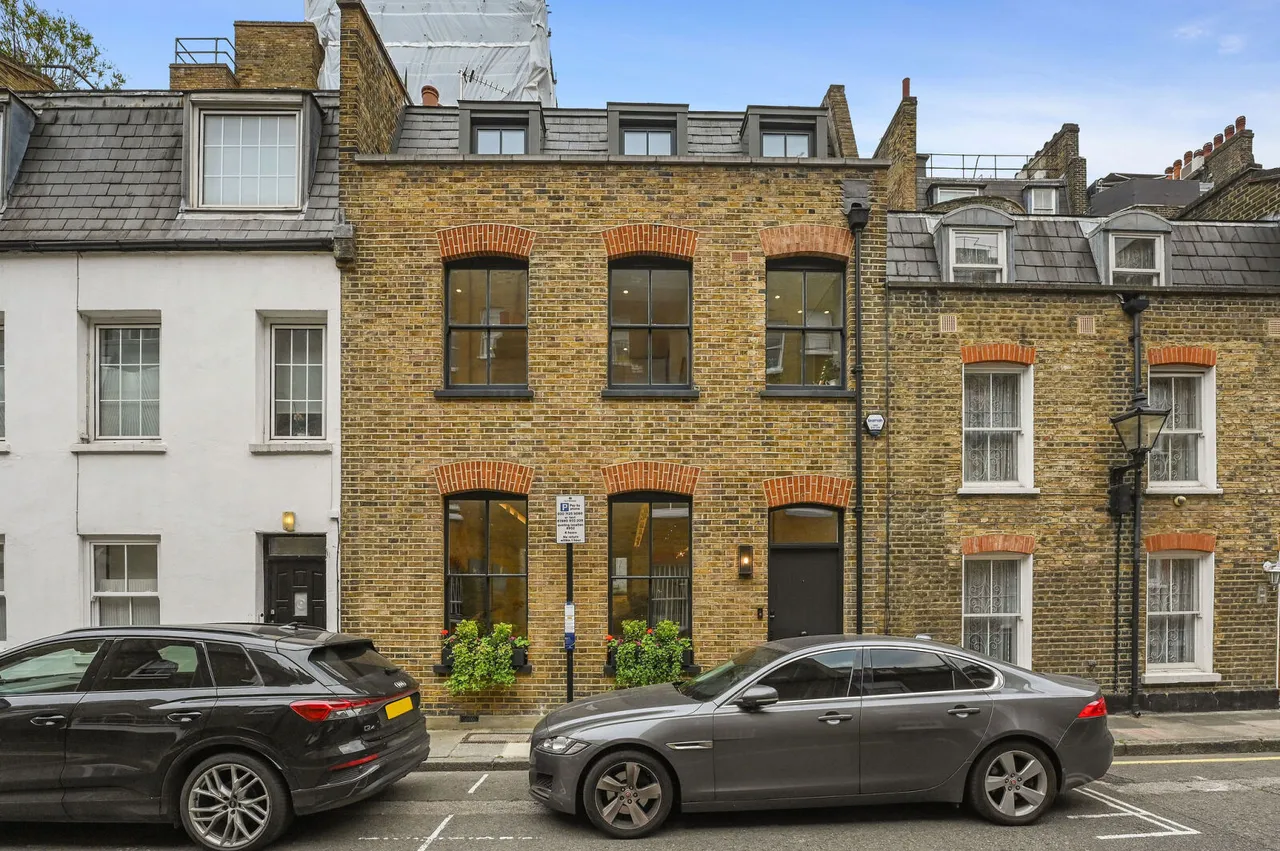4 bed house to rent — Bingham Place, Marylebone, London, W1U 5AT