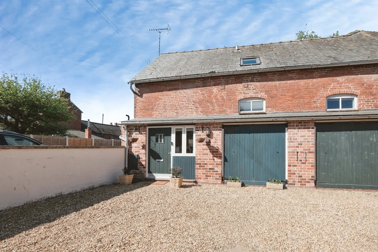 1 bed house for sale, Church Street, Leominster, HR6