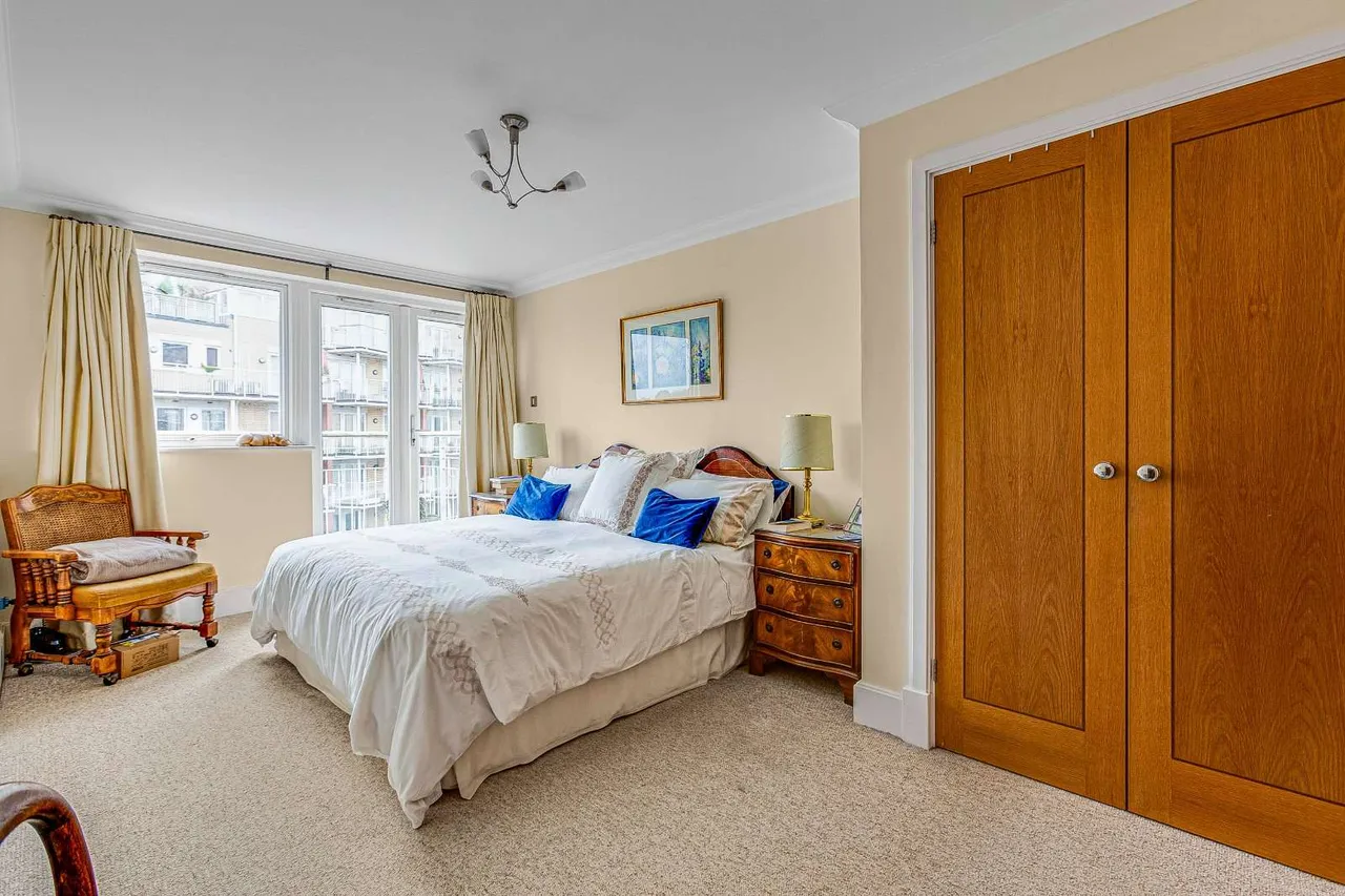 Twickenham Road, Teddington, Middlesex, TW11 8AZ, photo 6