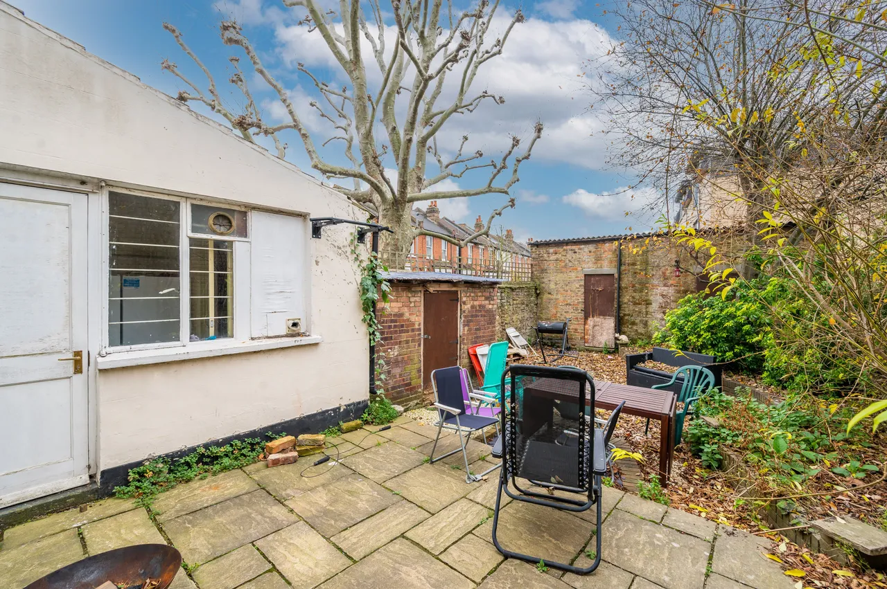 13 Laitwood Road, London, photo 4