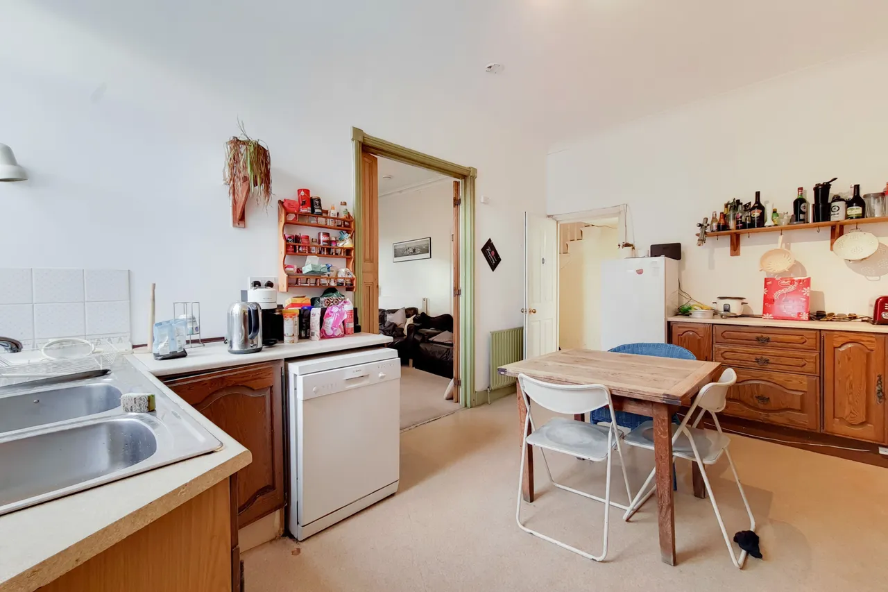 13 Laitwood Road, London, photo 8