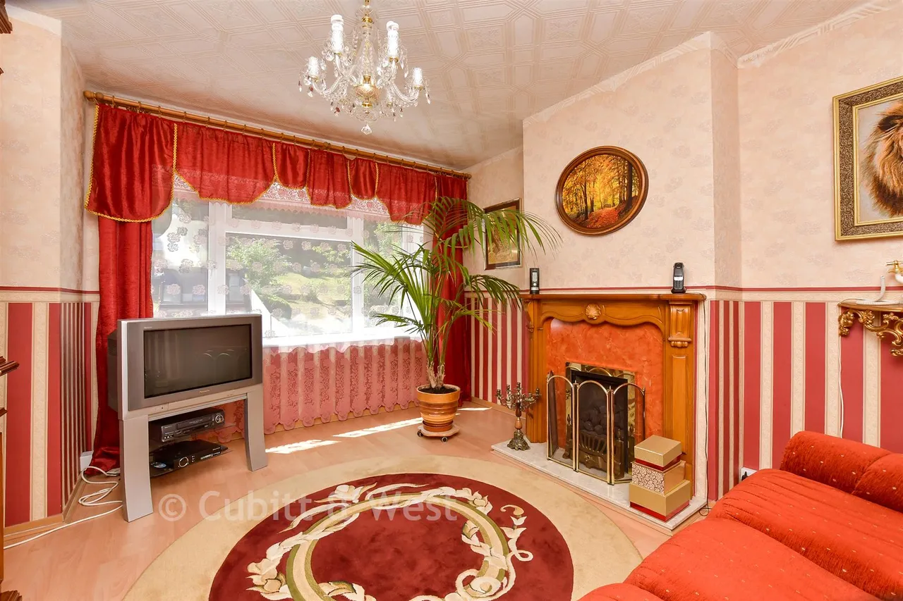 Hillbury Road, Whyteleafe, CR6, photo 9
