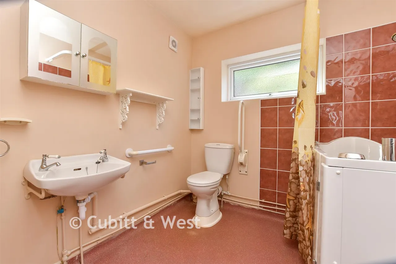 Hillbury Road, Whyteleafe, CR6, photo 6