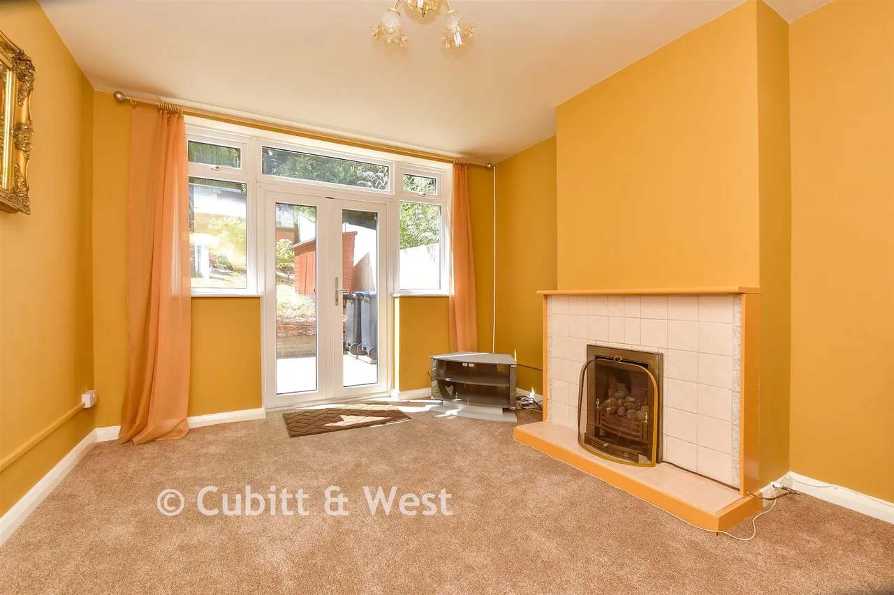 Hillbury Road, Whyteleafe, CR6, photo 2