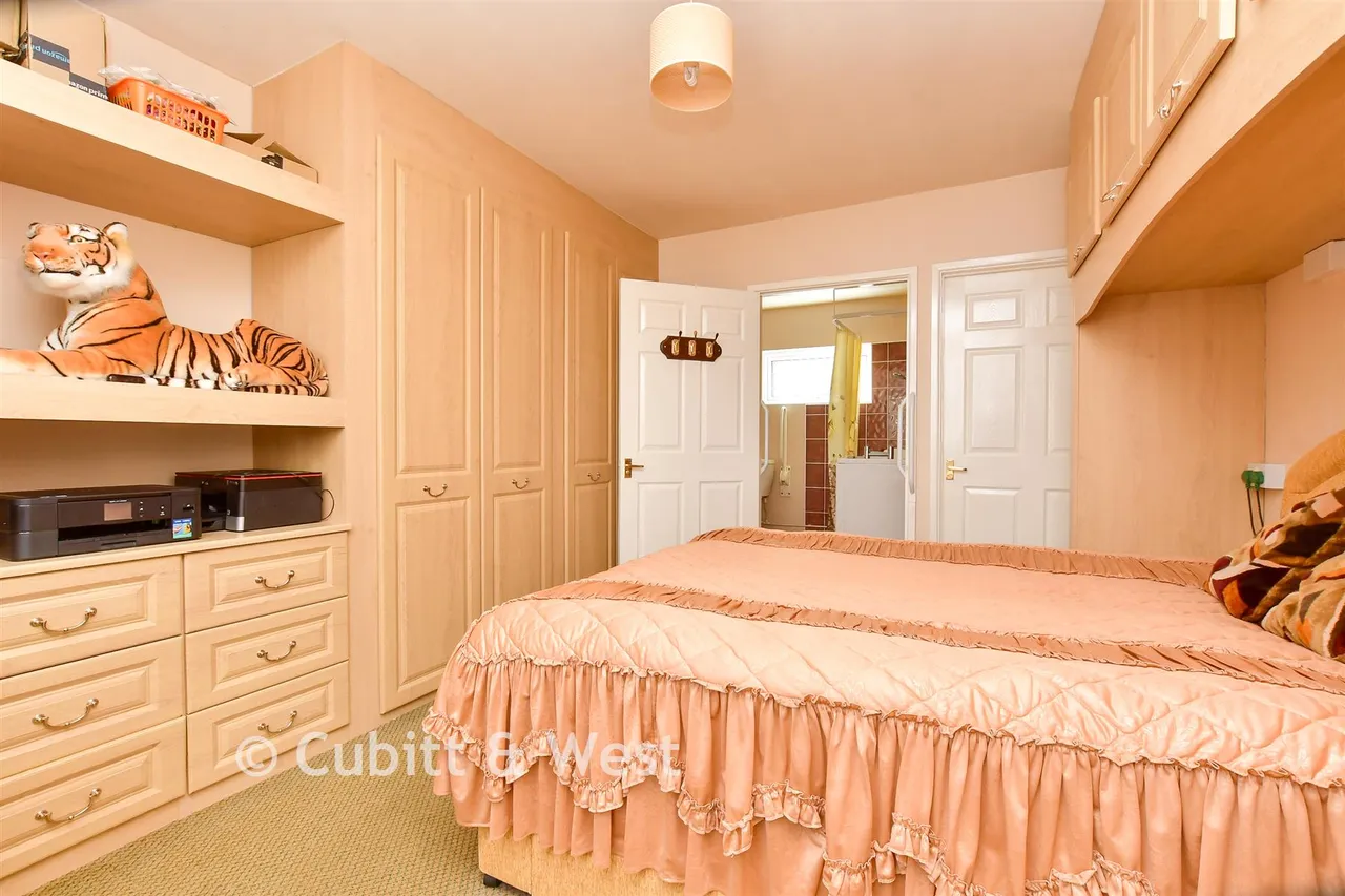 Hillbury Road, Whyteleafe, CR6, photo 5