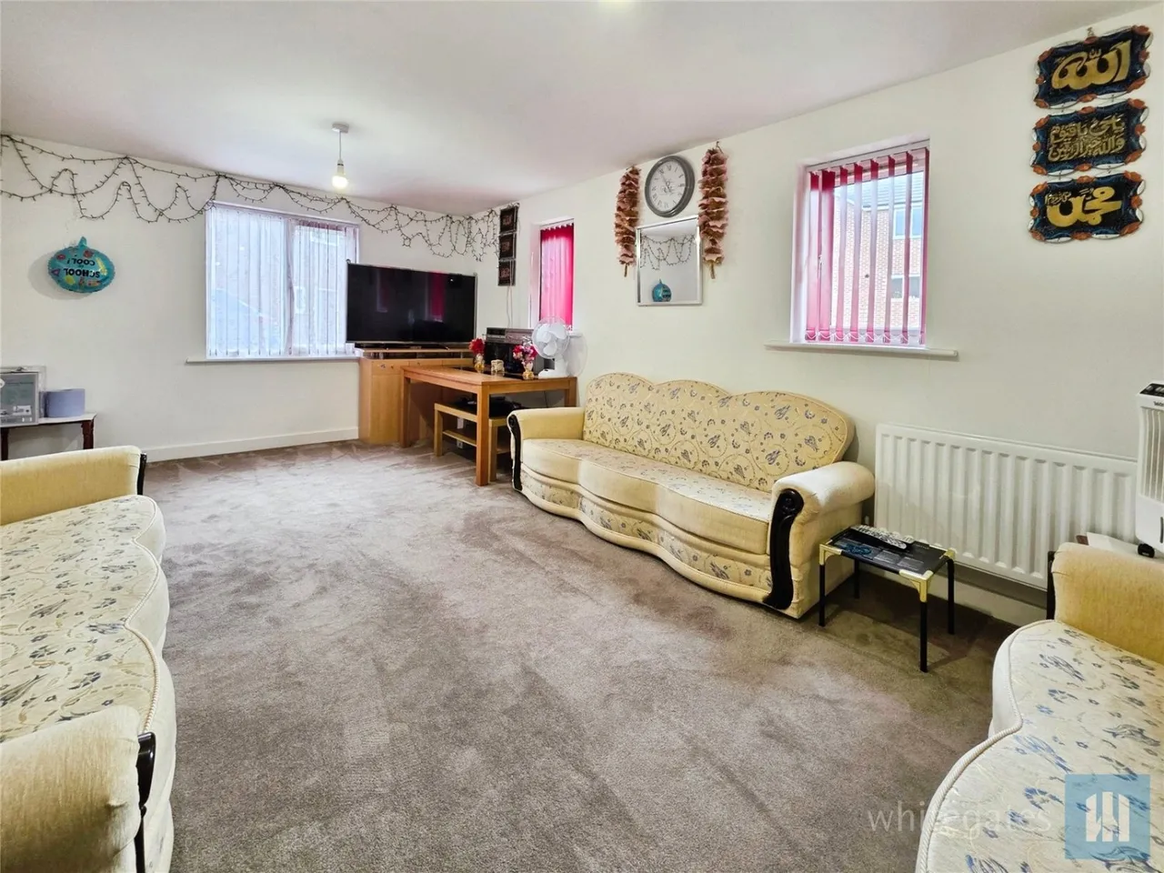 High Farm Court, Hanging Heaton, WF17, photo 5