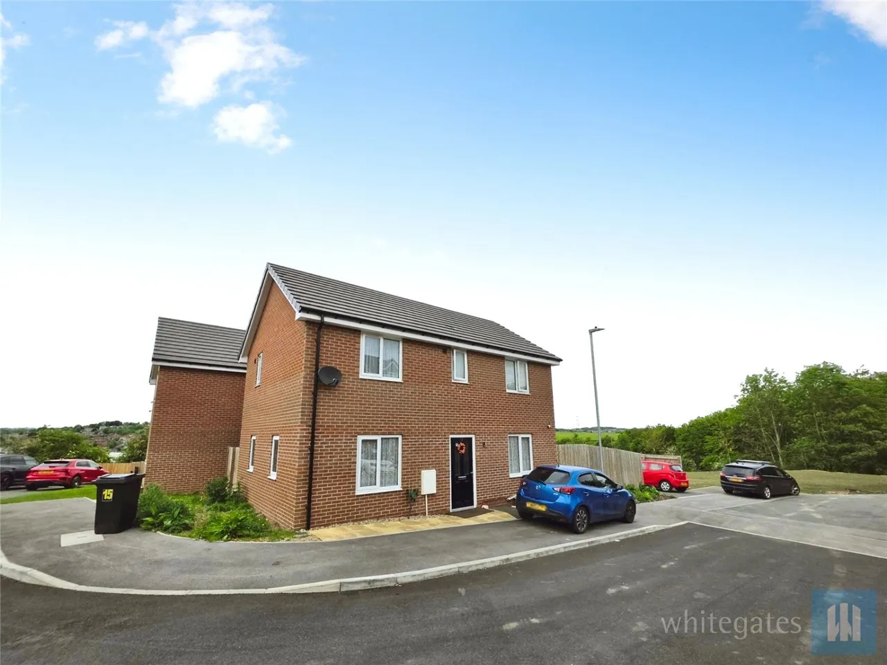 High Farm Court, Hanging Heaton, WF17, photo 2