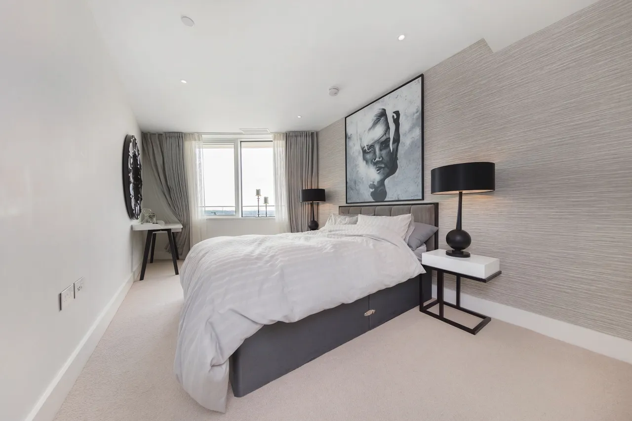 Flat 83, Lombard Wharf, 12 Lombard Road, London, photo 7