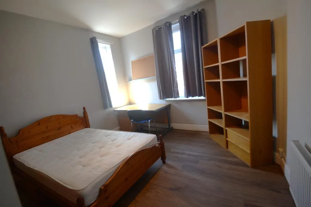 Carill Drive, Fallowfield, M14, photo 6