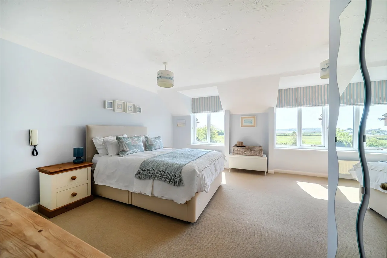 Asquith Close, Christchurch, BH23, photo 16