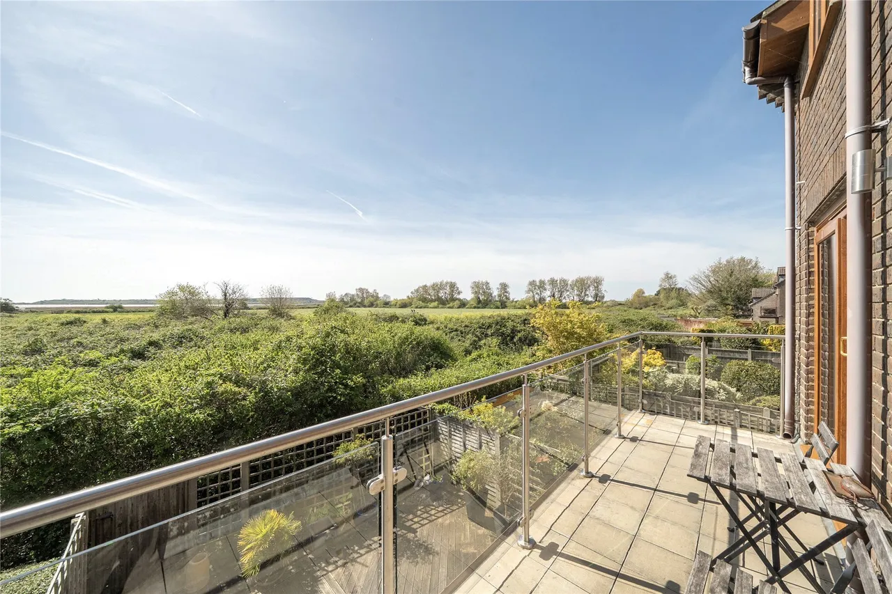 Asquith Close, Christchurch, BH23, photo 17