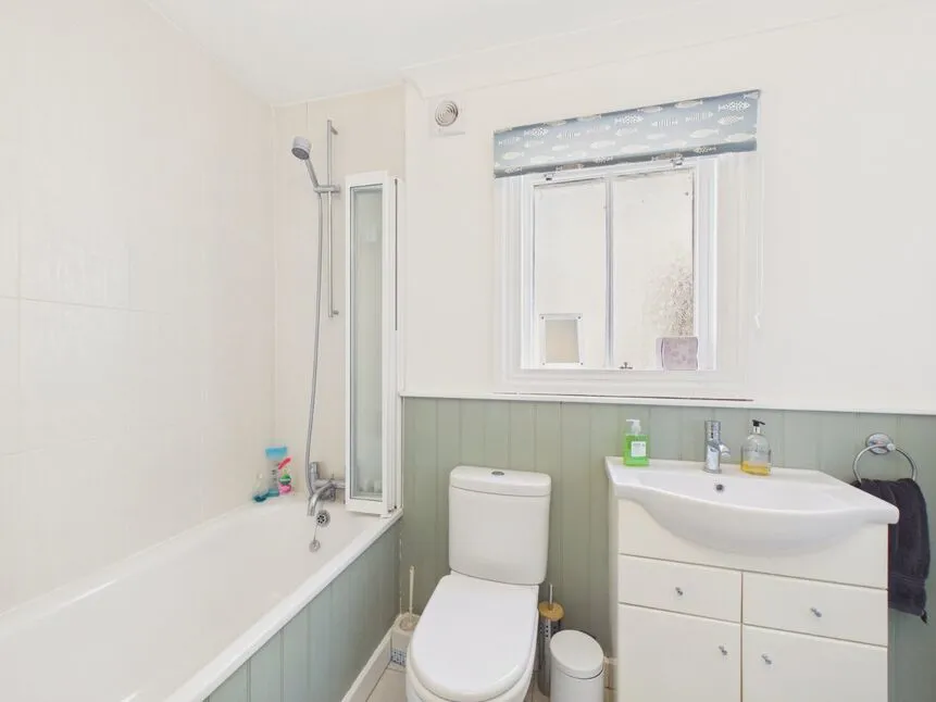 Clifton Crescent, Folkestone, CT20, photo 8
