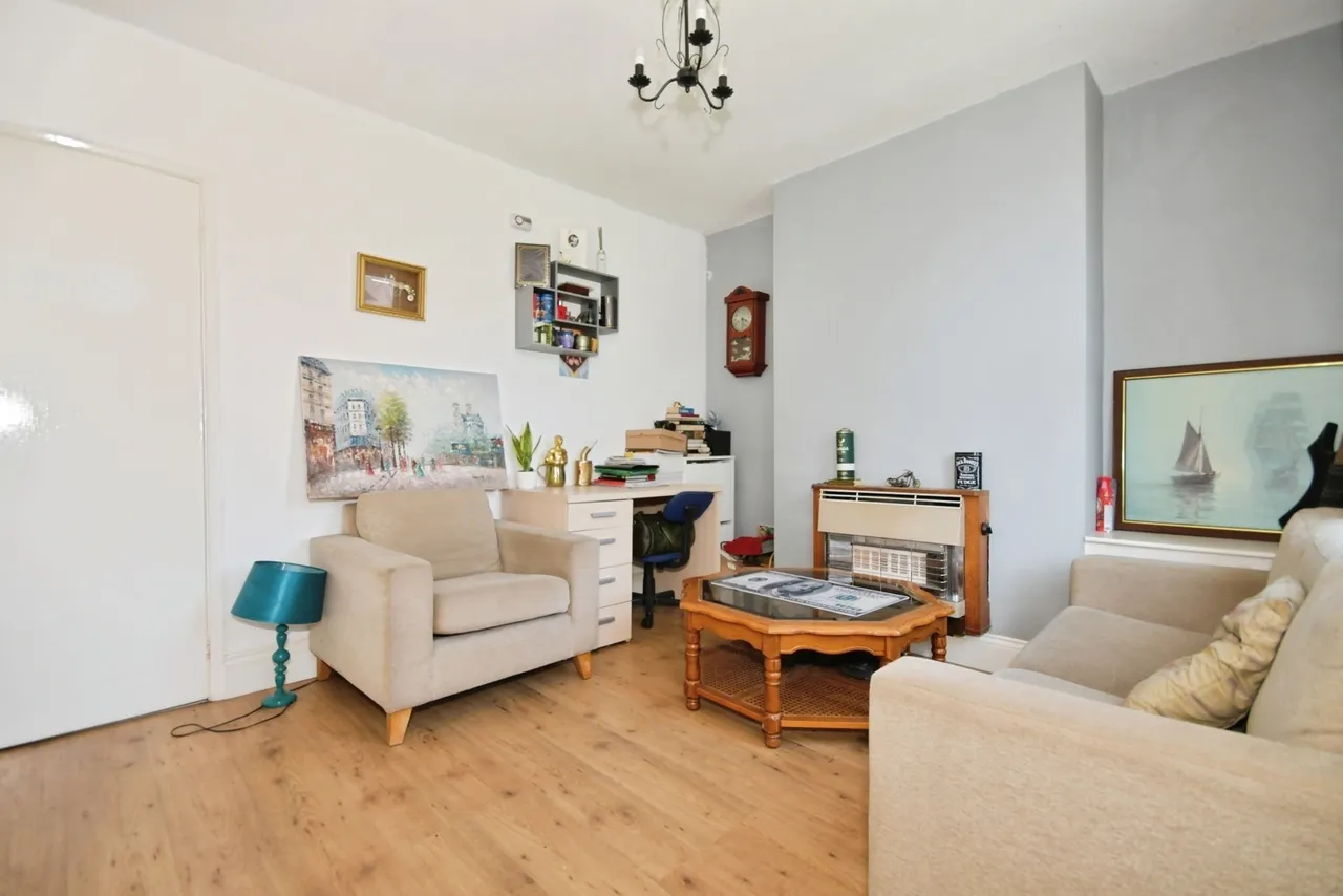 Derby Road, Chesterfield, Derbyshire, S40, photo 4