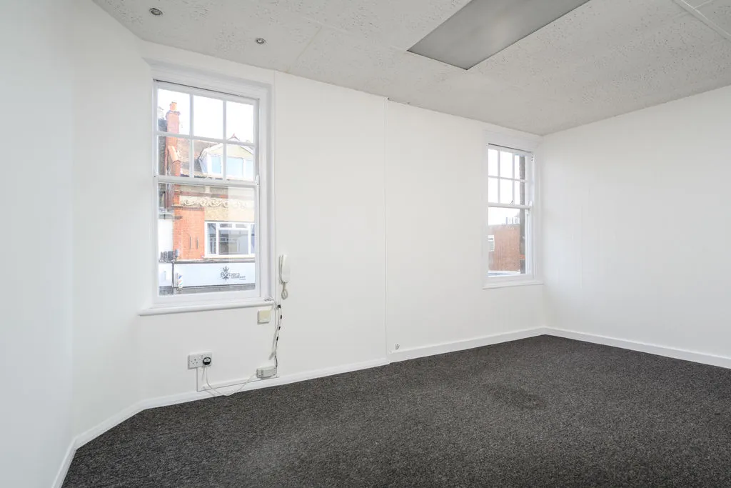 High Street, Walton On Thames, KT12, photo 8