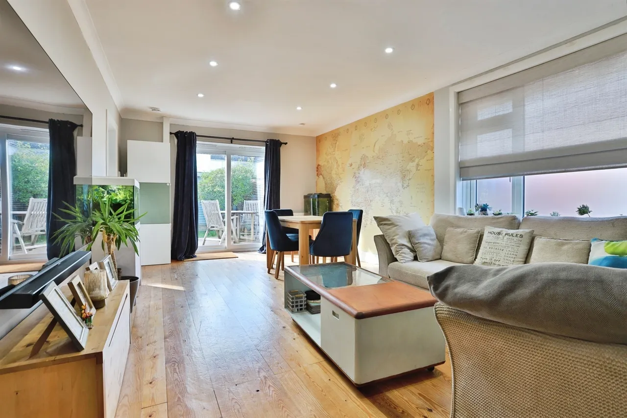 Dingley Road, Poole, BH15, photo 2