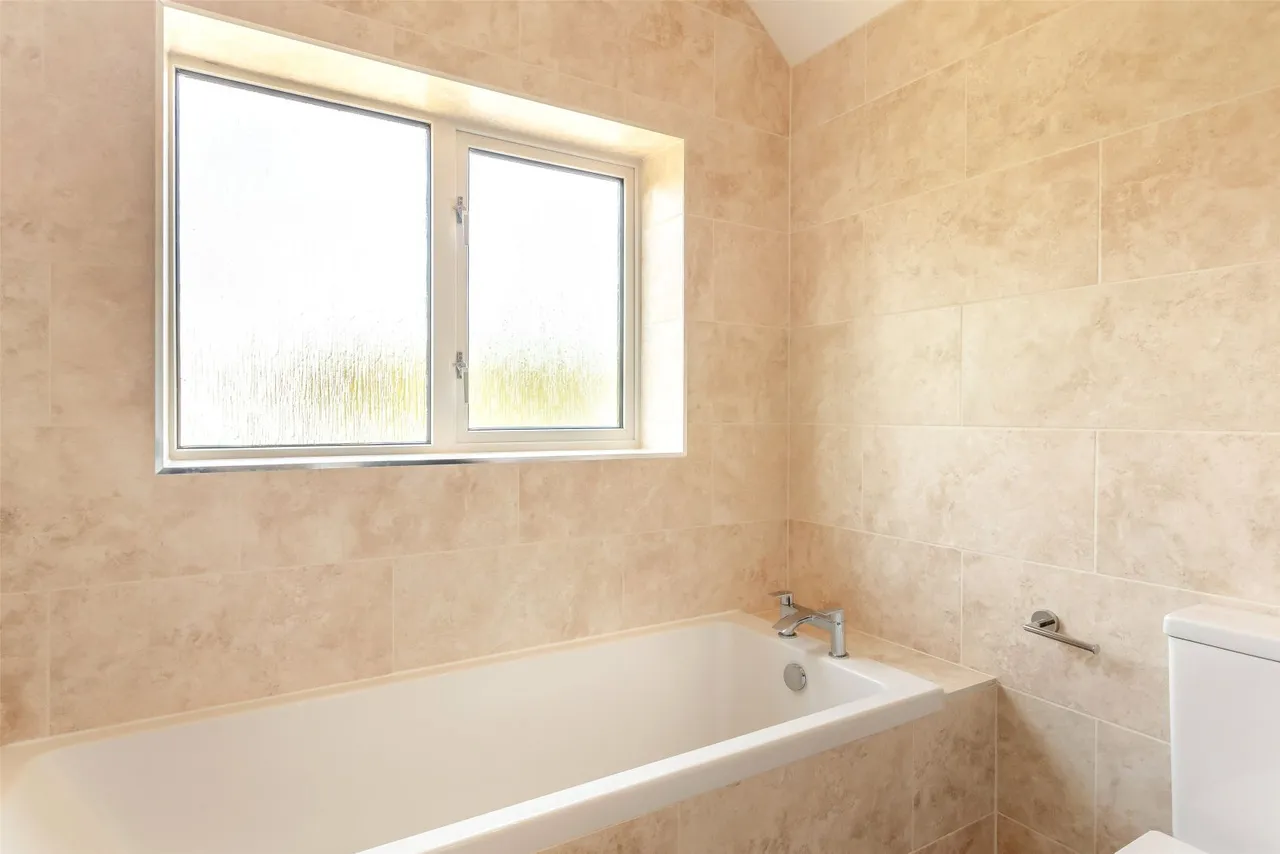 Leadhall Way, Harrogate, North Yorkshire, HG2 9PG, photo 11