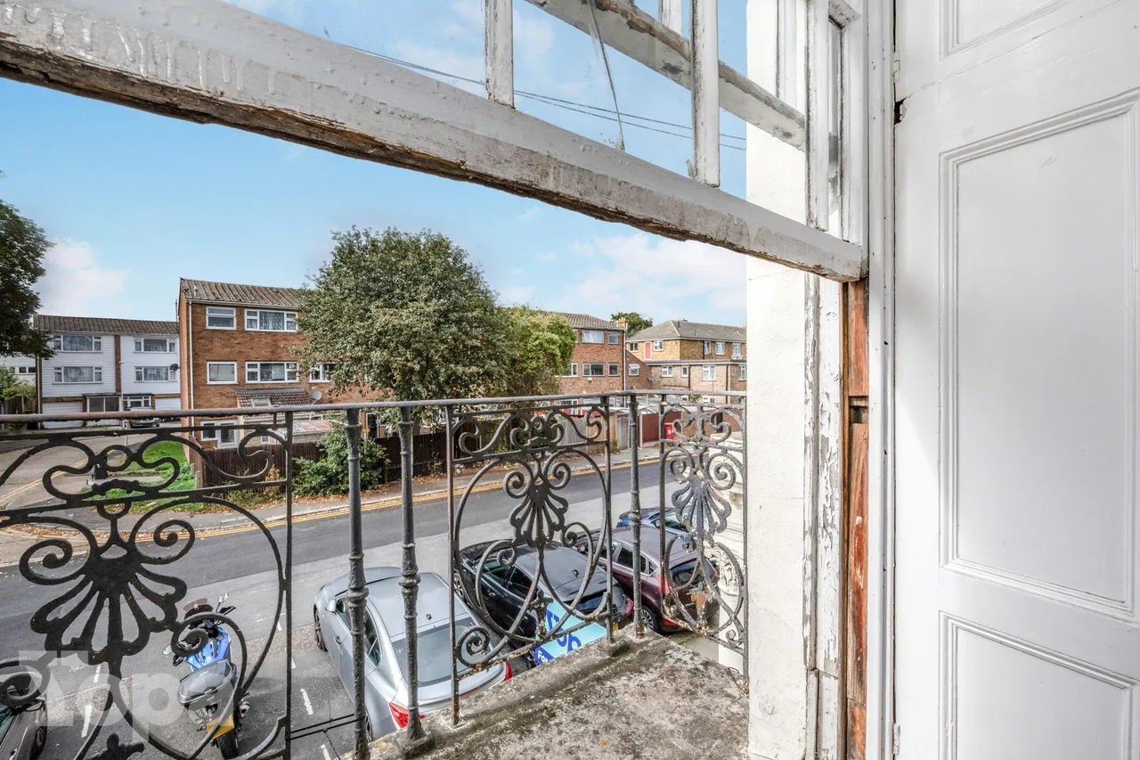 Burch Road, Gravesend, DA11, photo 9