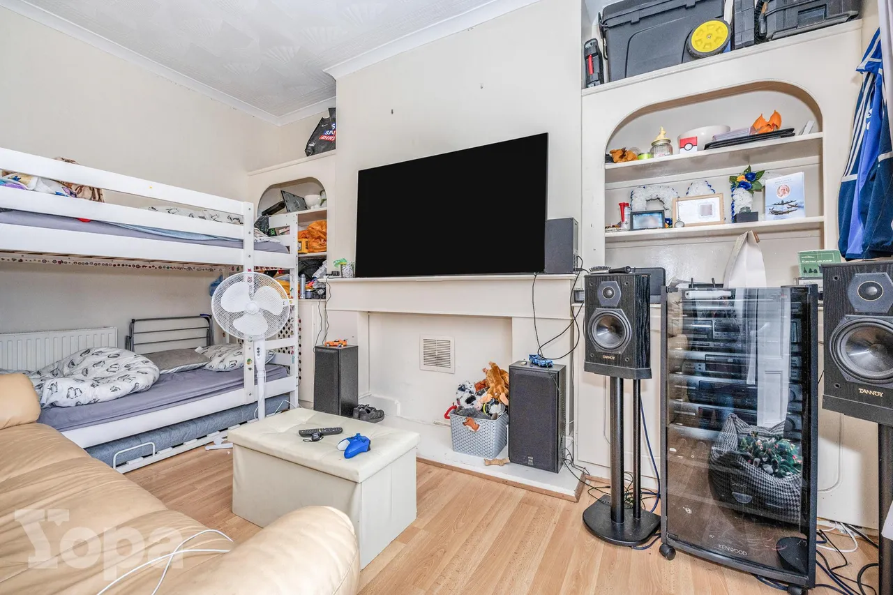 Burch Road, Gravesend, DA11, photo 6
