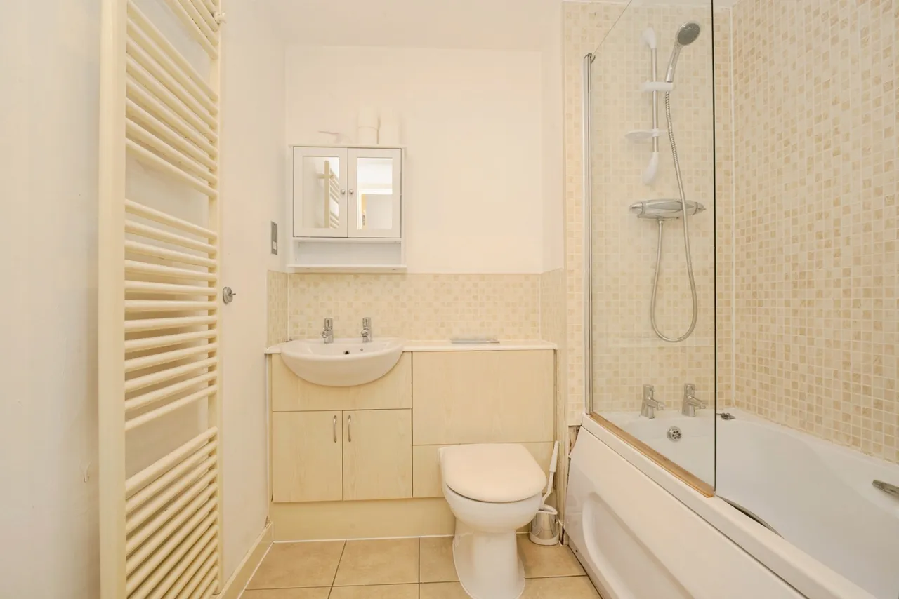 Alexandria, Victoria Wharf, Cardiff Bay, CF11, photo 15