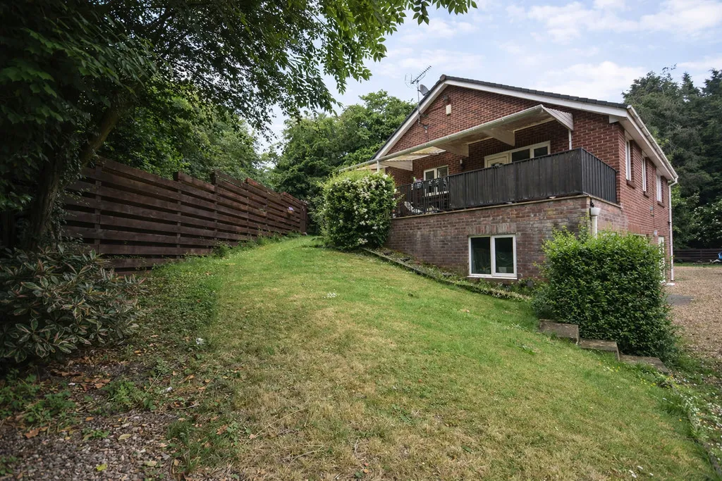The Firs, Whitchurch, photo 20