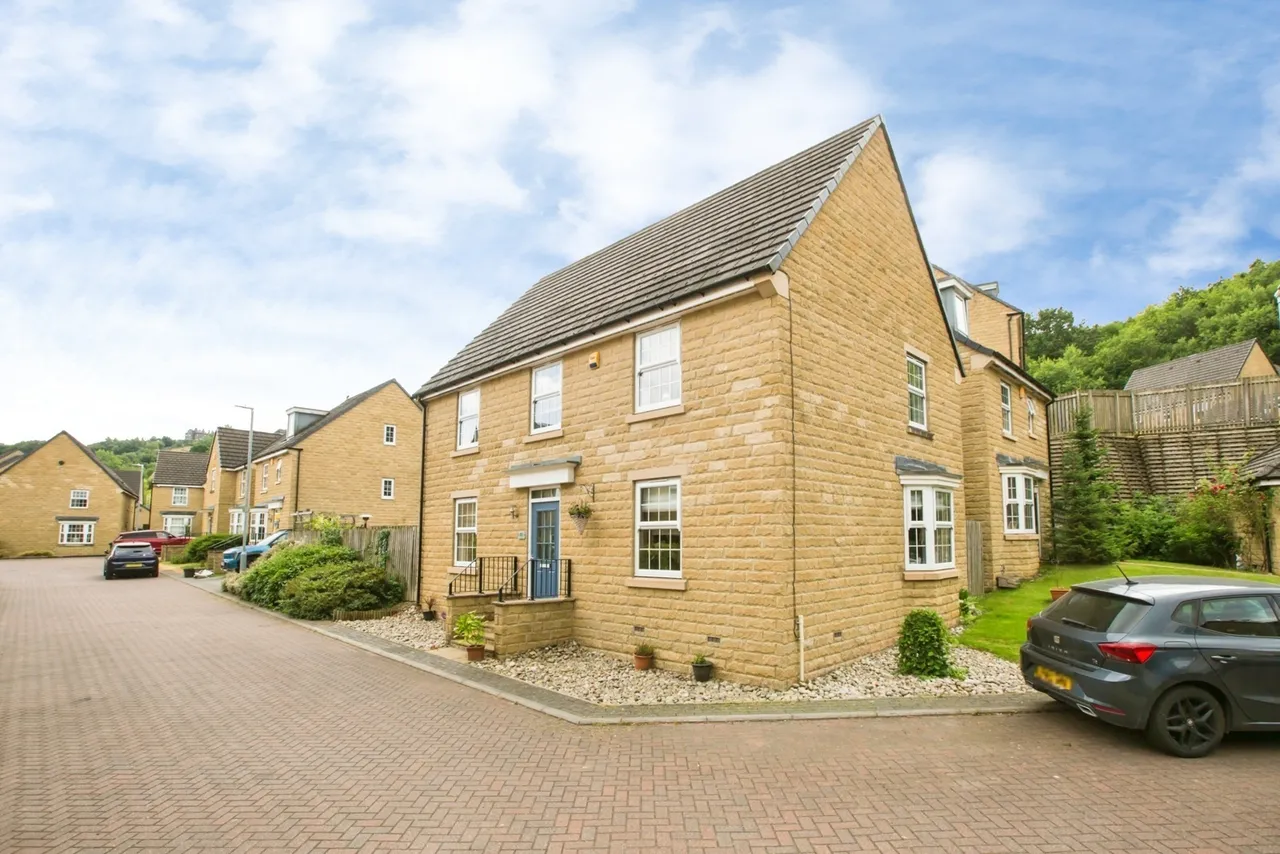 Pilgrim View, HALIFAX, West Yorkshire, HX2, photo 8