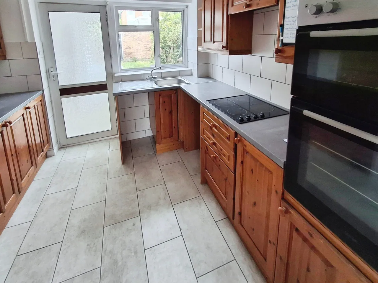Spring Pond Close, CHELMSFORD, CM2 7LX, photo 3