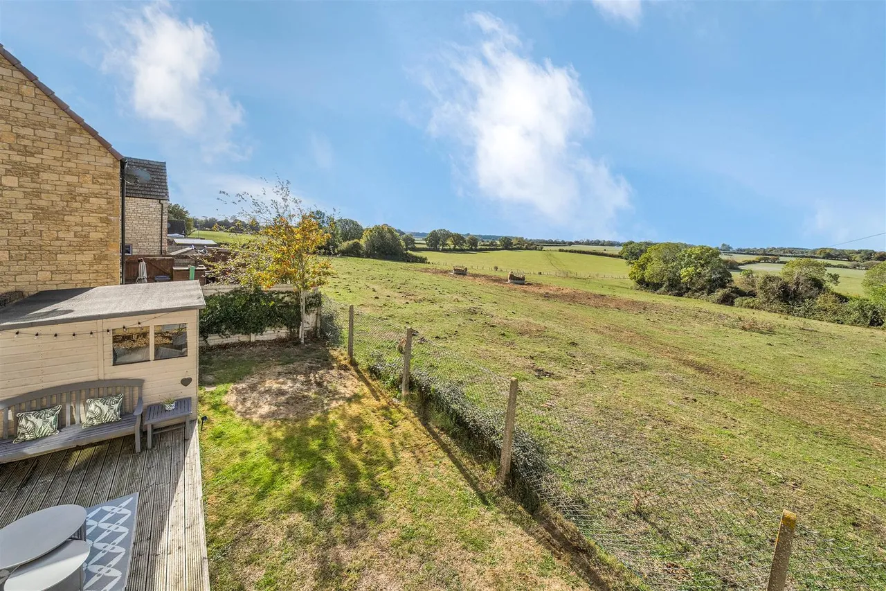Town Close, Kington St Michael, SN14, photo 15