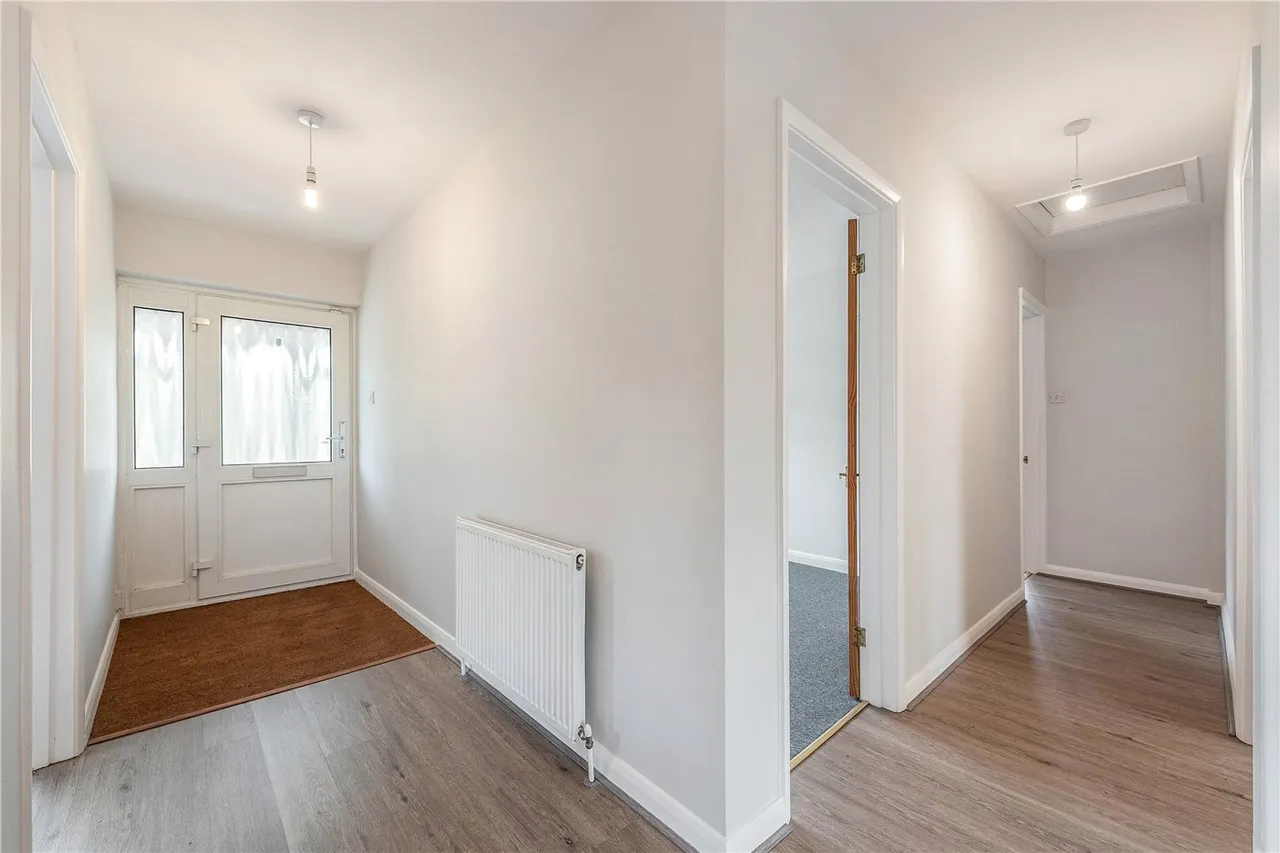Sunnydown Road, Winchester, Hampshire, SO22, photo 3