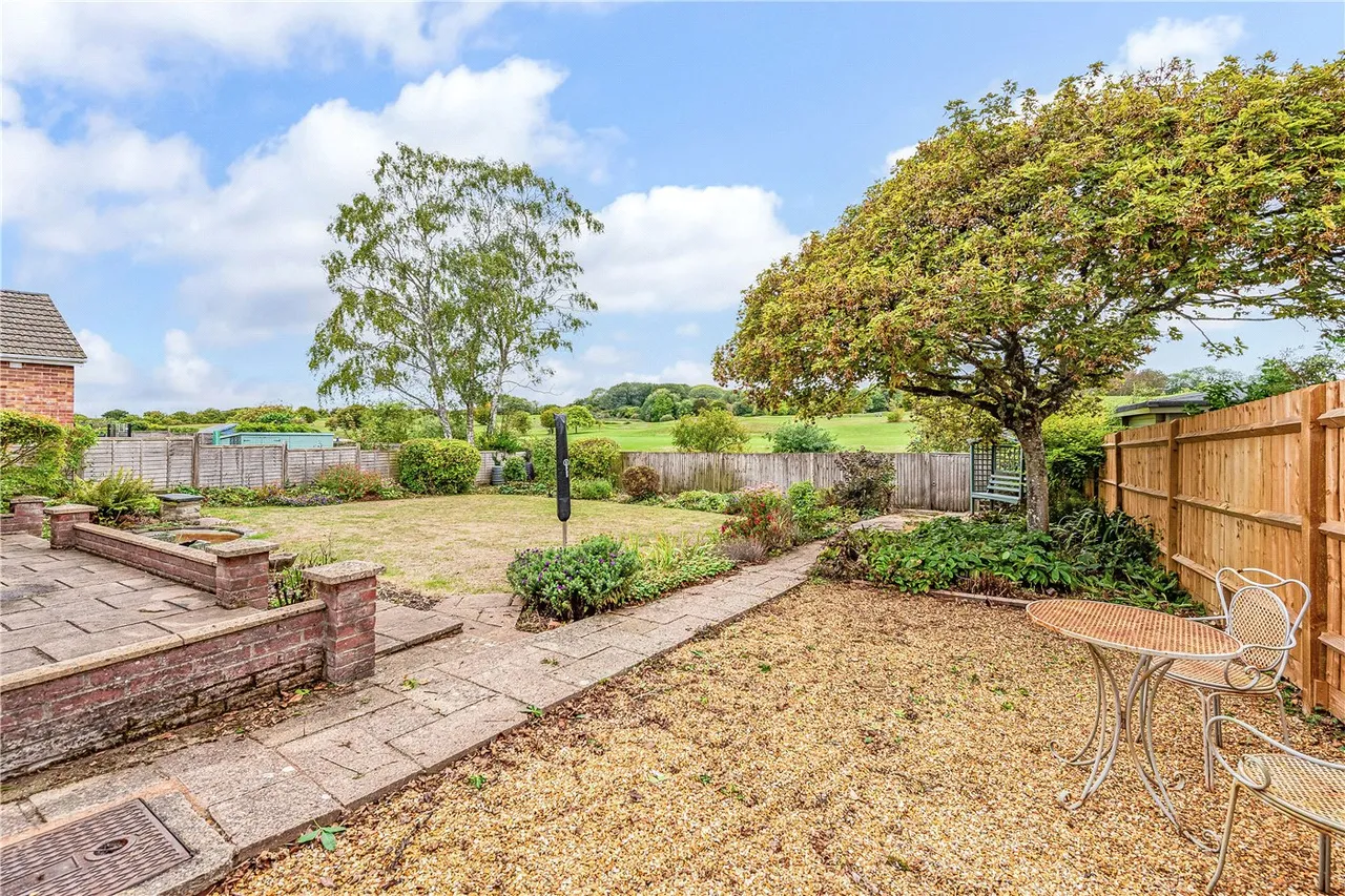 Sunnydown Road, Winchester, Hampshire, SO22, photo 10